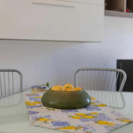 La Casa Di Ulisse 1 *